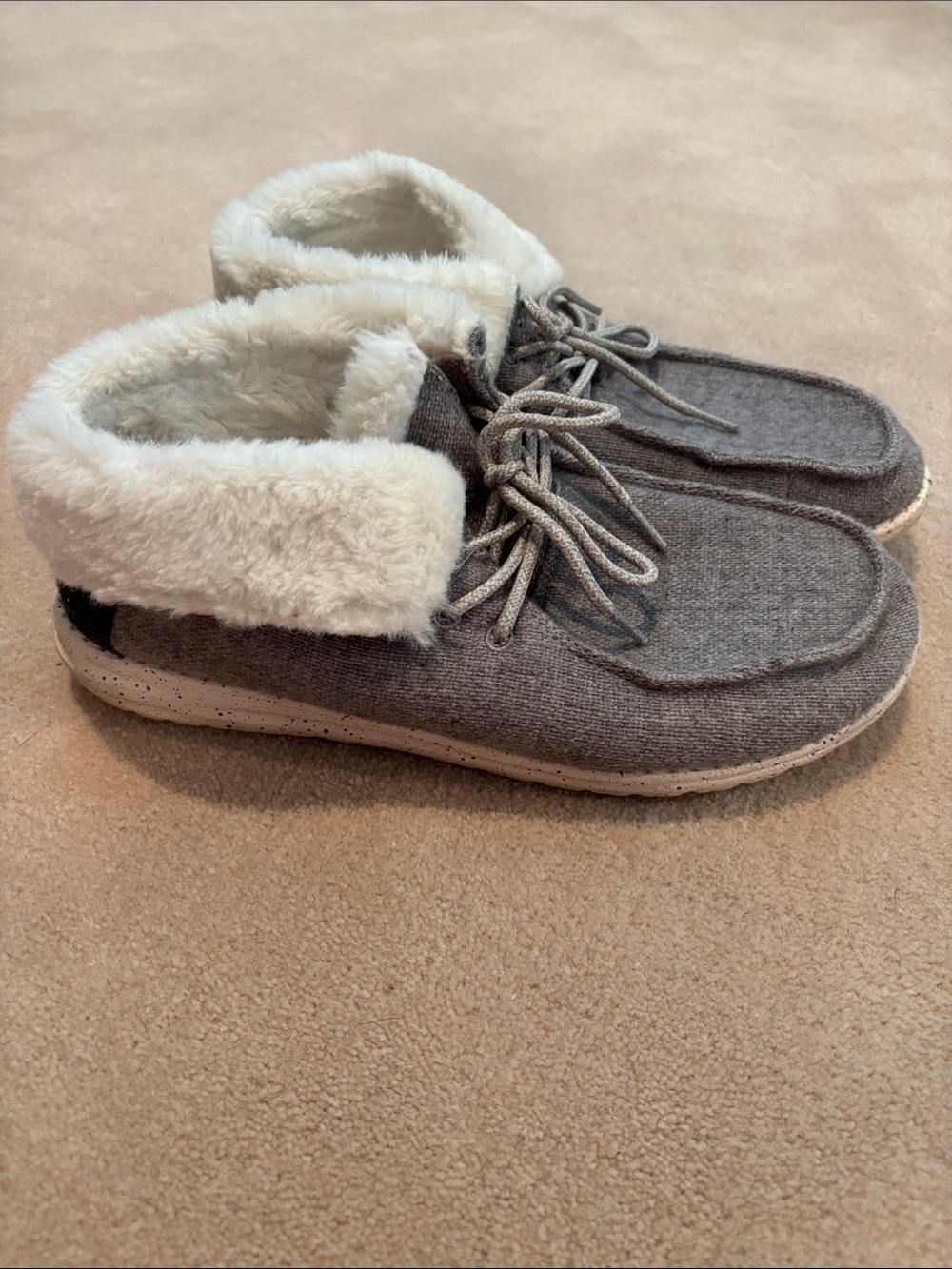 HEY DUDE, FUR LINED BOOTIES
